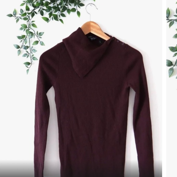 Theory sweater